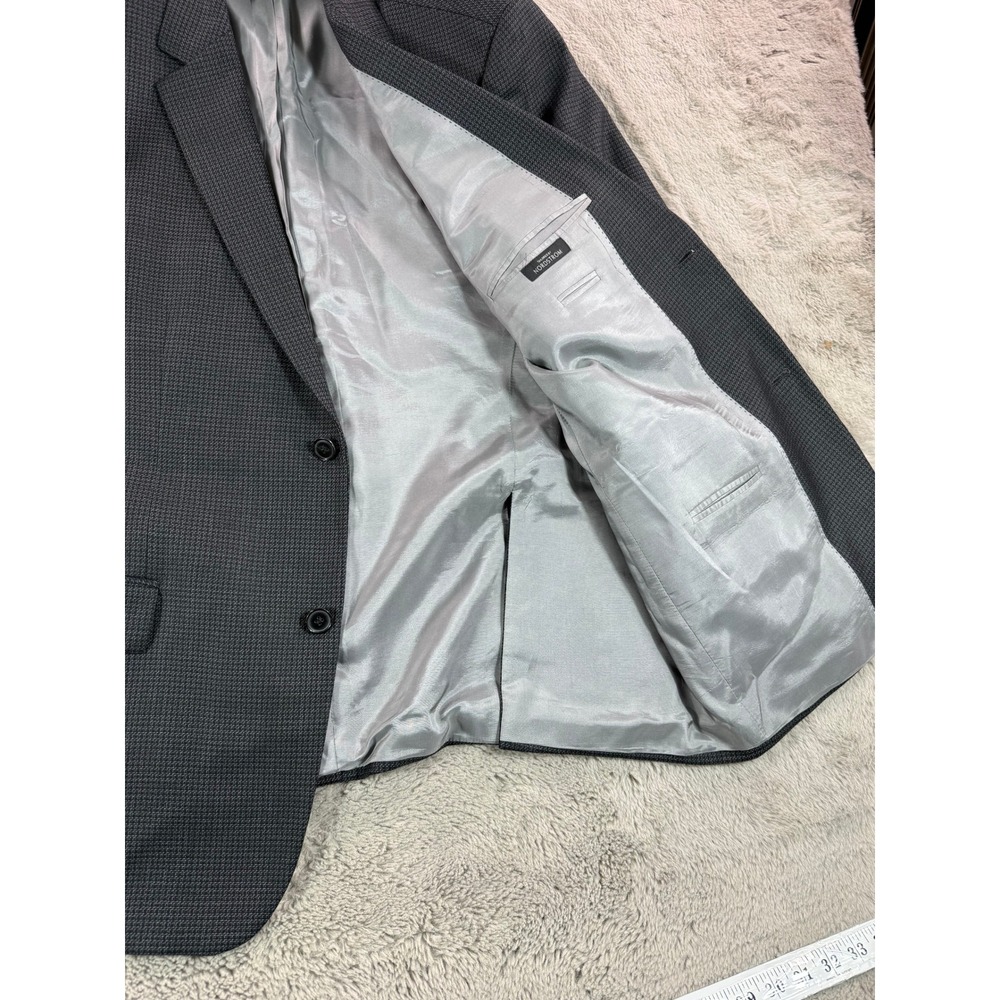 HUGO BOSS Men's Charcoal Micro Check‎ Two Button Blazer Sport Coat Size 44R Wool - Picture 3 of 14